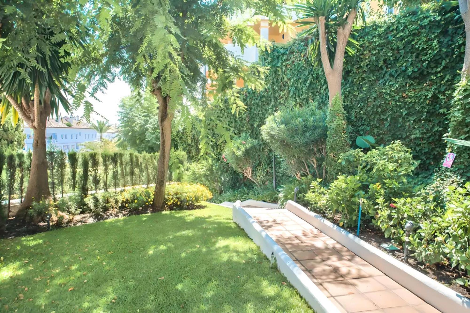 Gorgeous 2Br Apt. W/ Mountain View Puerto Banus มาร์เบยา ภายนอก รูปภาพ